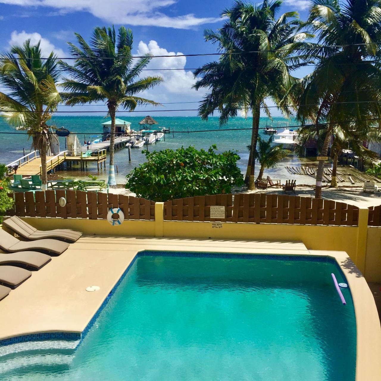 Caye Reef Condos Кей-Колкер Экстерьер фото