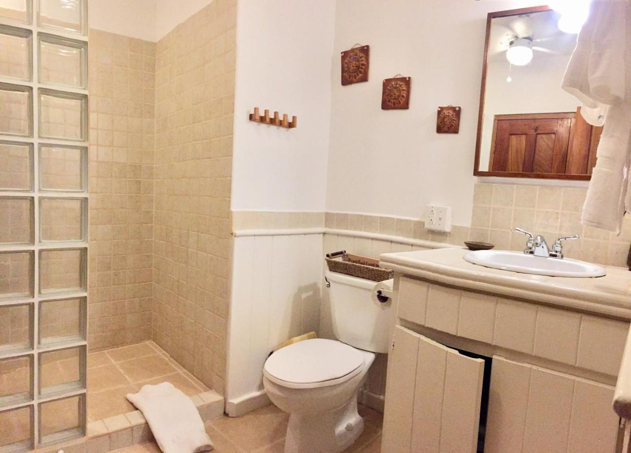 Caye Reef Condos Кей-Колкер Экстерьер фото