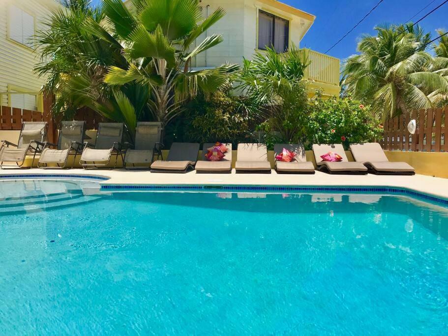 Caye Reef Condos Кей-Колкер Экстерьер фото